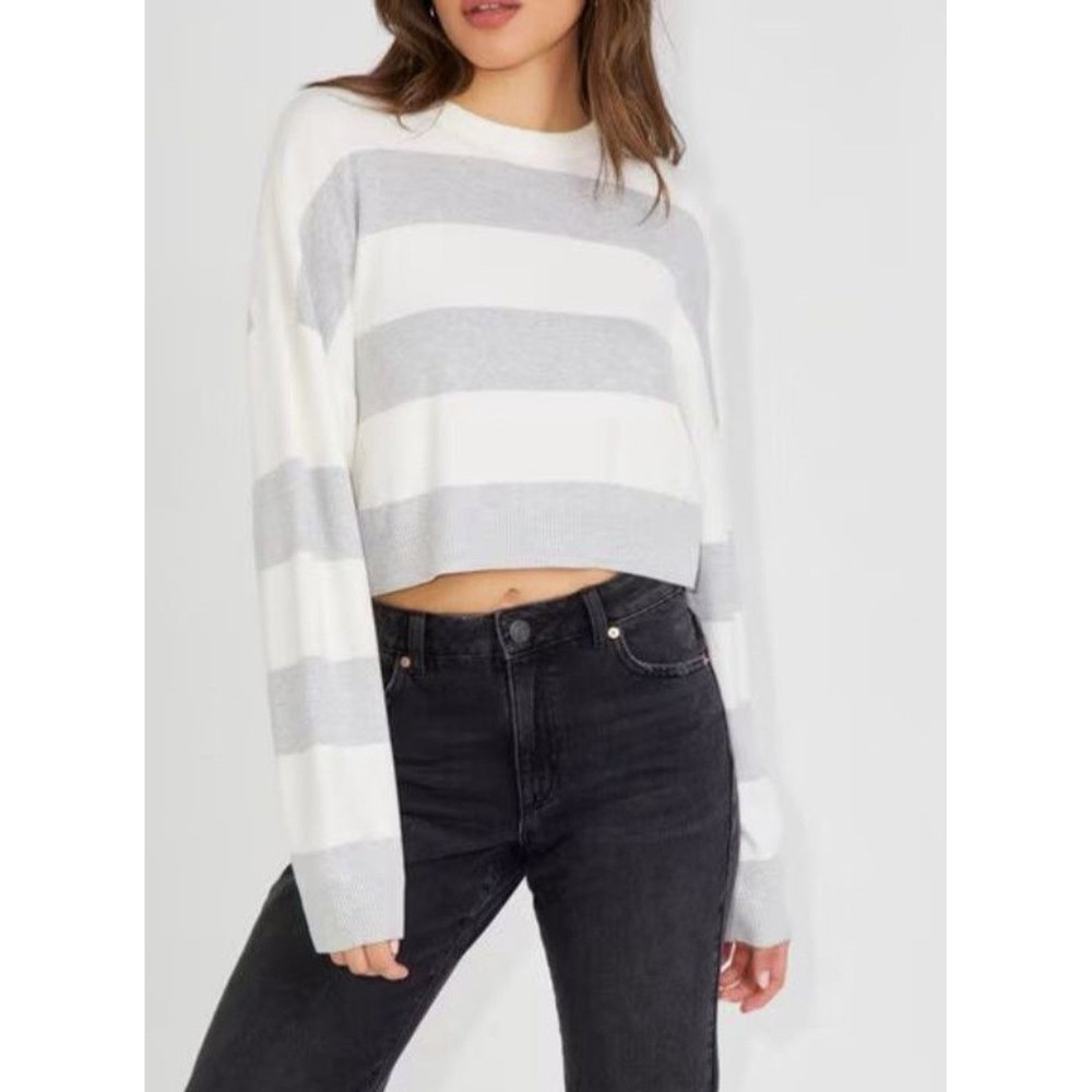 Garage Striped Cropped Sweater Women S Gray Neutral Soft Girl Preppy Sustainable